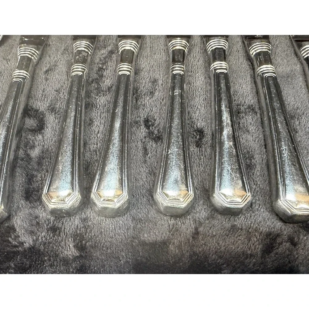 Pfaltzgraff Providence Stainless Flatware 14 Pieces 9 Knives 4 Forks 1 Spoon